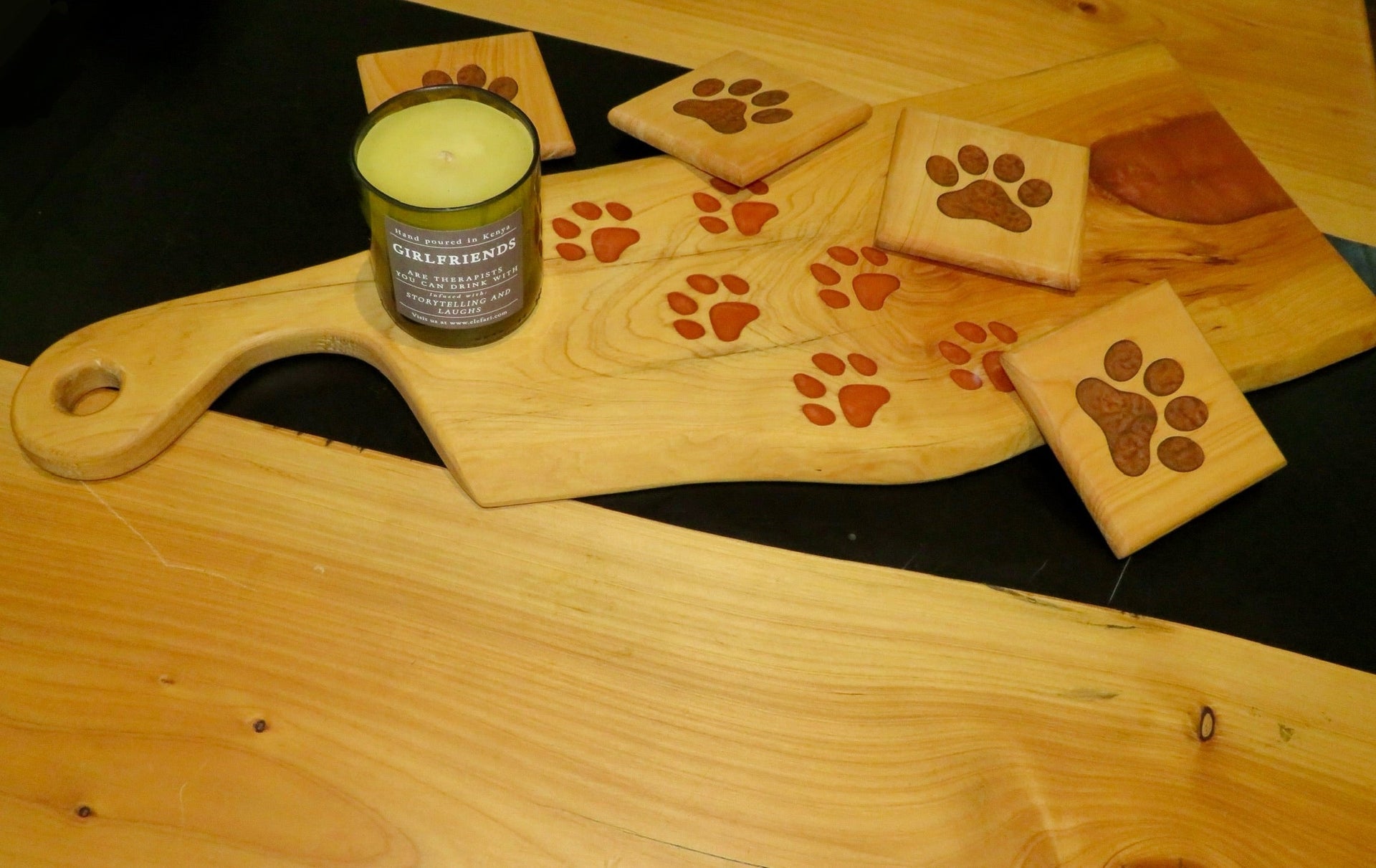Chopping Board-Paw Print | Elefari Woodcraft
