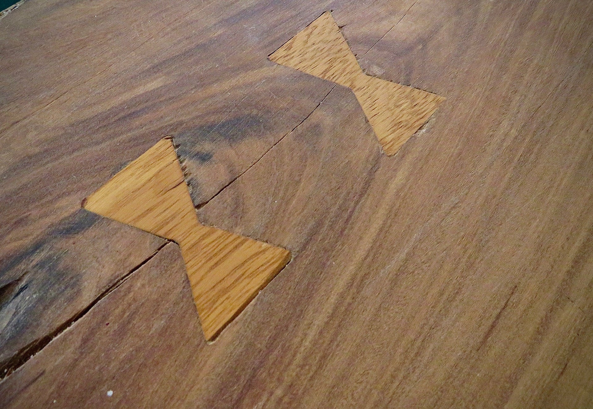 Glass River Dining Table (Made to Order) | Elefari Woodcraft