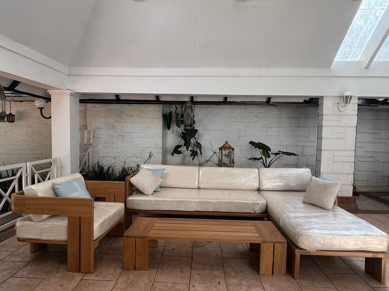 L shape Lounge Couch