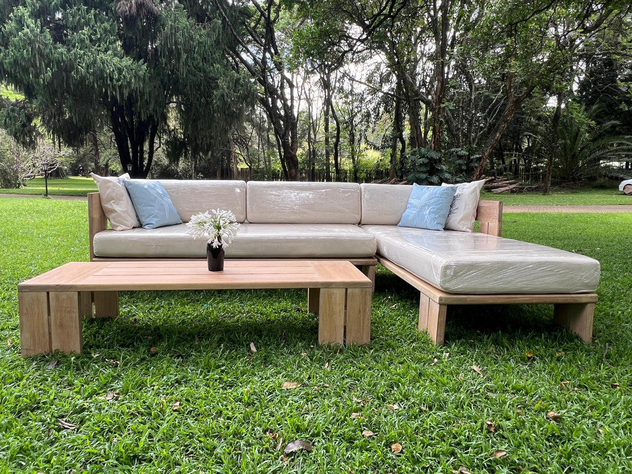 L shape Lounge Couch